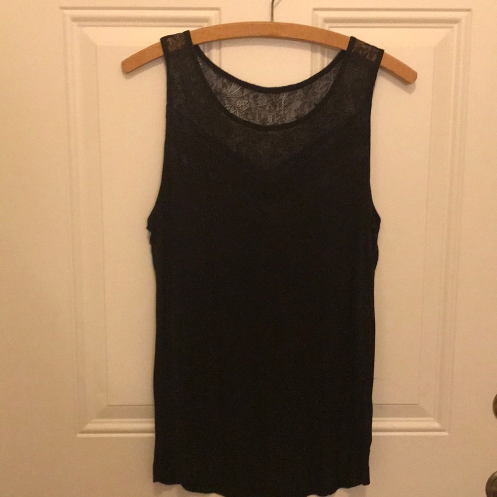 Black flowy lacy tank top, only worn once!